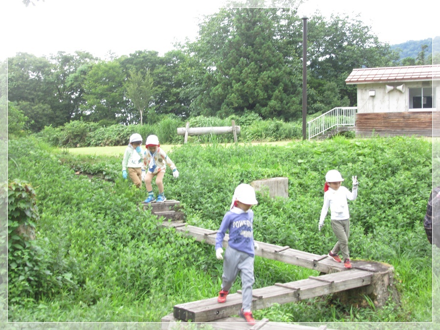 太鼓やシンバルの力強い音が響き渡っていました。