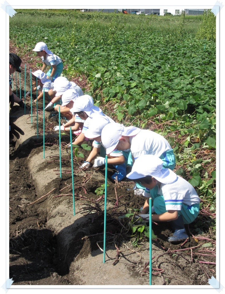 太鼓やシンバルの力強い音が響き渡っていました。